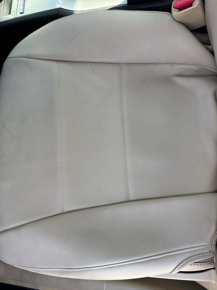 Used 2010 Mercury Milan Premier image 28