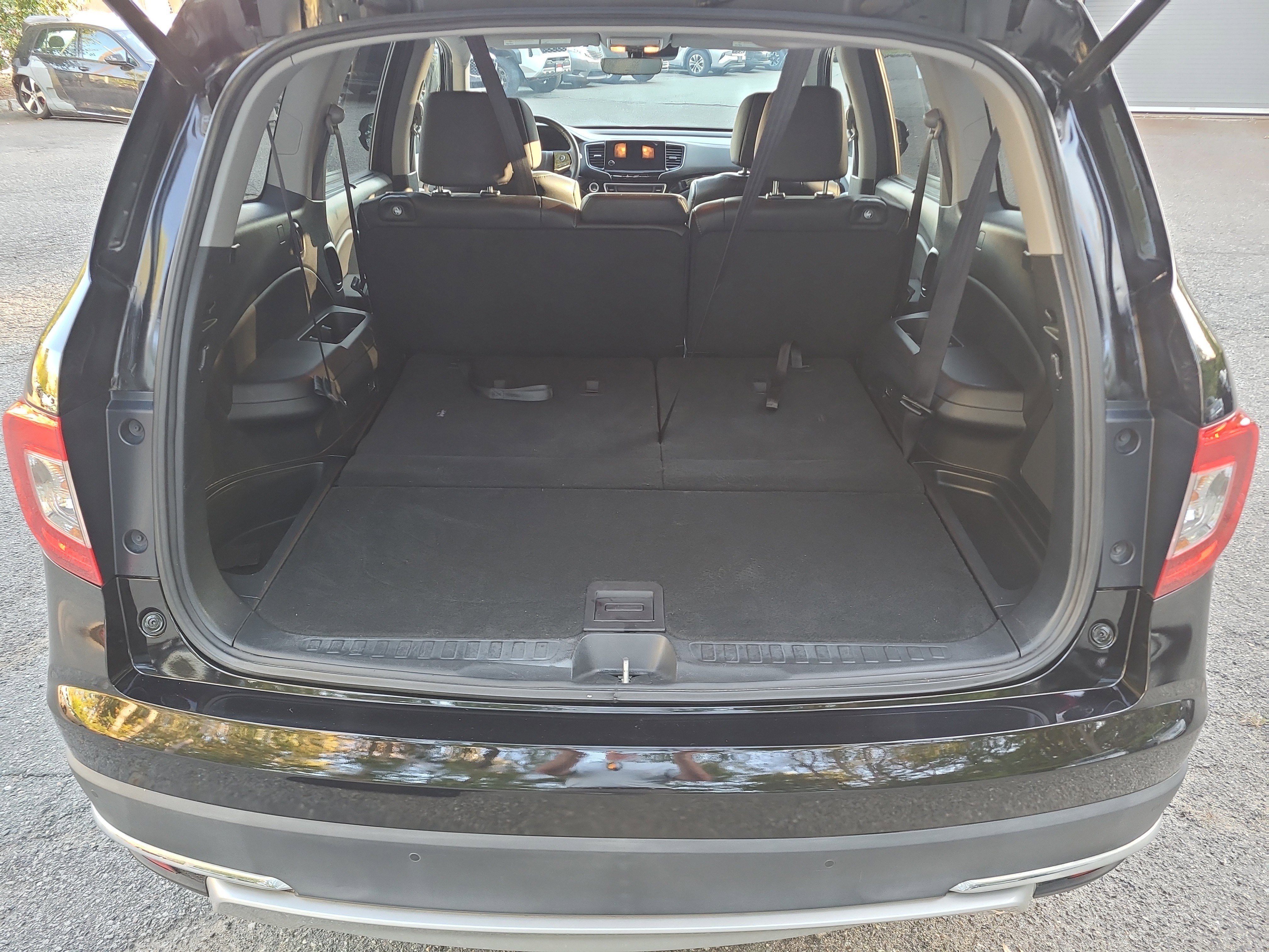 Used 2021 Honda Pilot Touring image 35