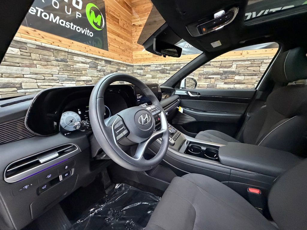 Certified 2025 Hyundai Palisade Calligraphy image 10