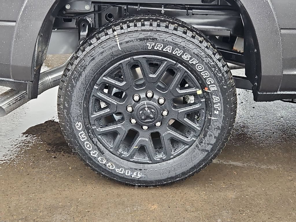 New 2026 RAM 2500 Limited AWD/4WD image 9