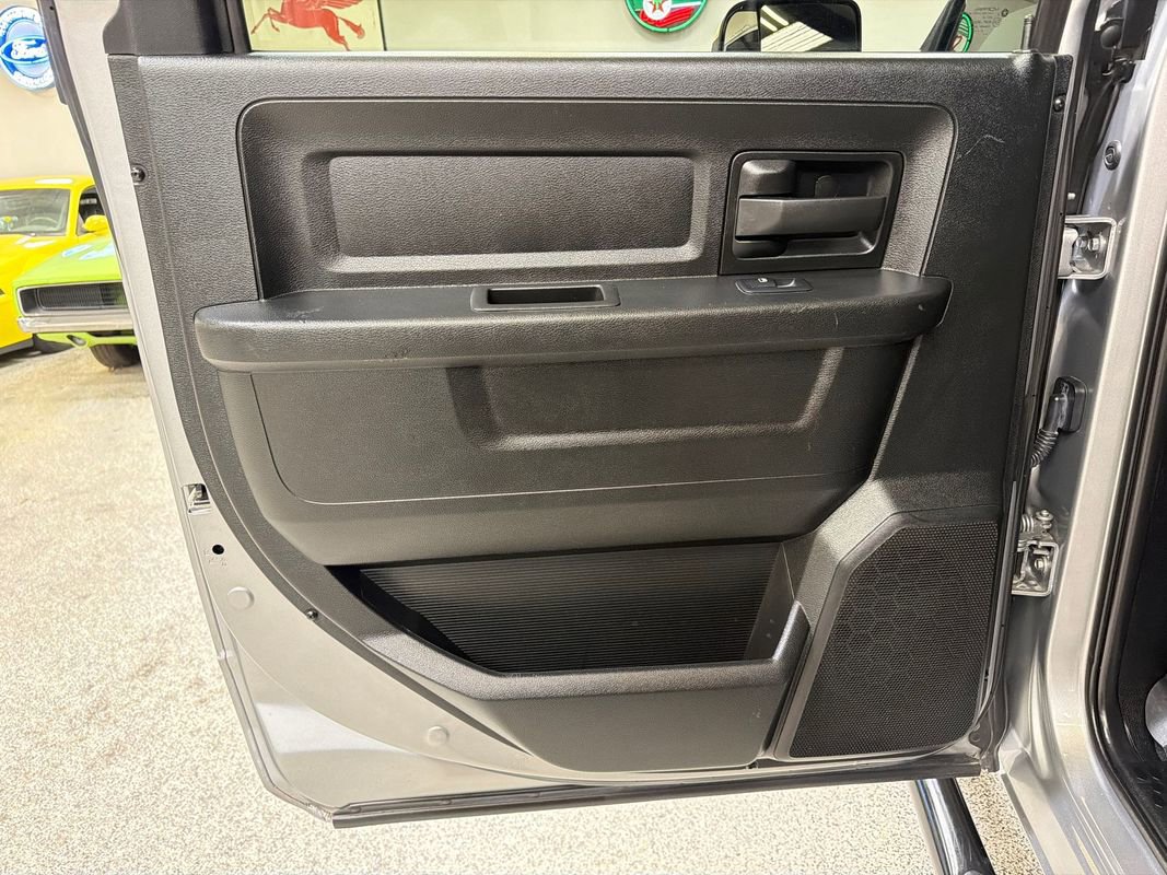 Used 2022 RAM 3500 Tradesman AWD/4WD image 26