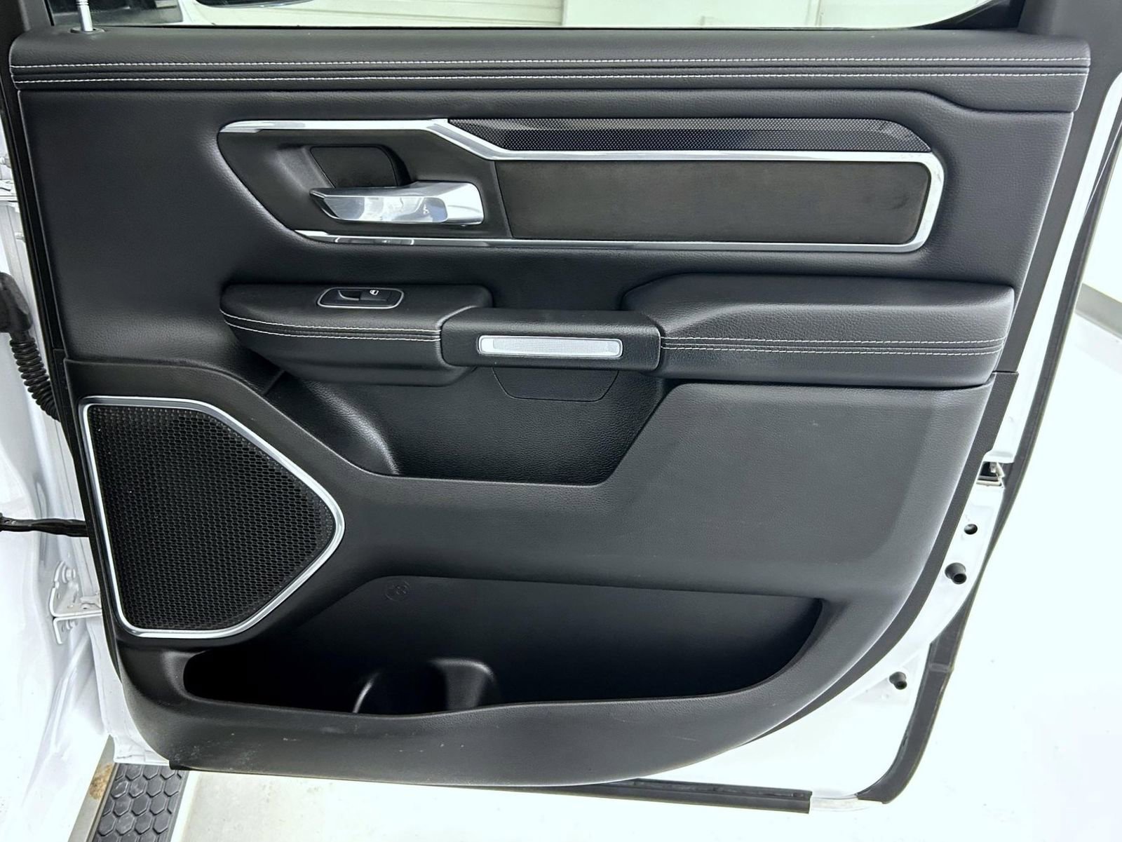 Certified 2022 RAM 1500 Laramie w/ Sport Appearance Package image 17