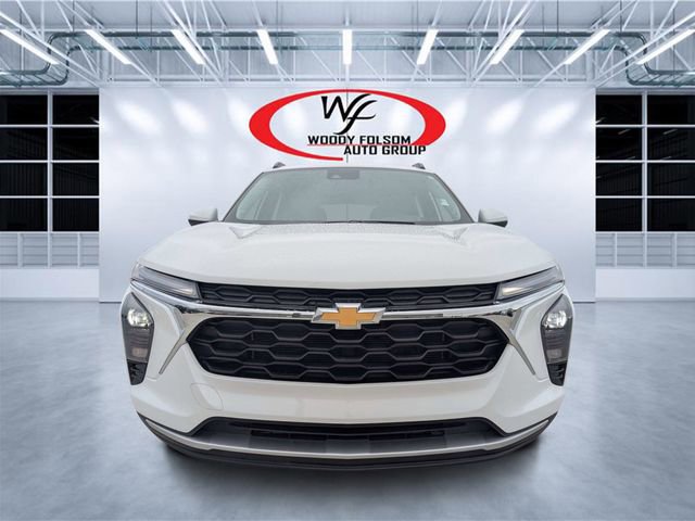 Used 2025 Chevrolet Trax LT w/ LT Convenience Package FWD image 8