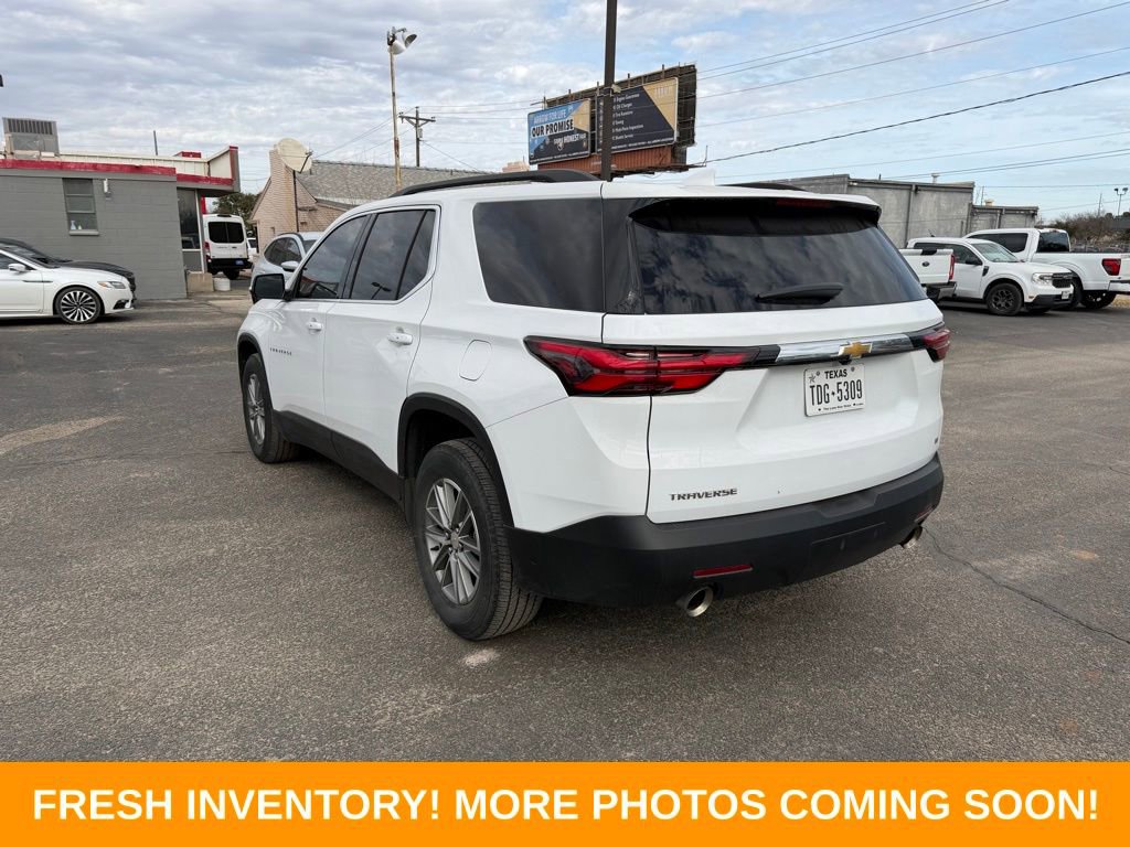 Used 2023 Chevrolet Traverse LT image 4