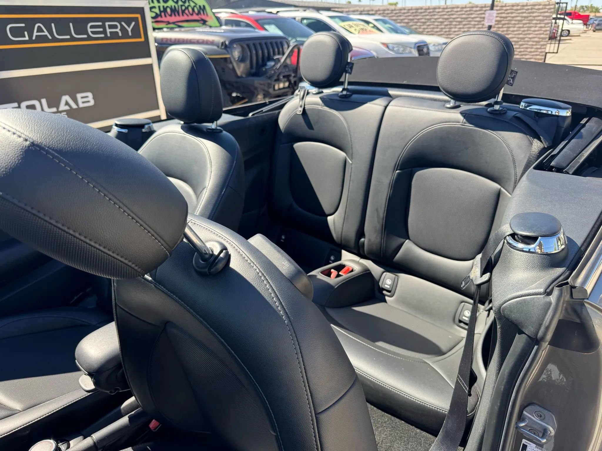 Used 2019 MINI Cooper Convertible image 51