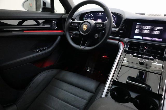 Used 2024 Porsche Panamera 4 image 94