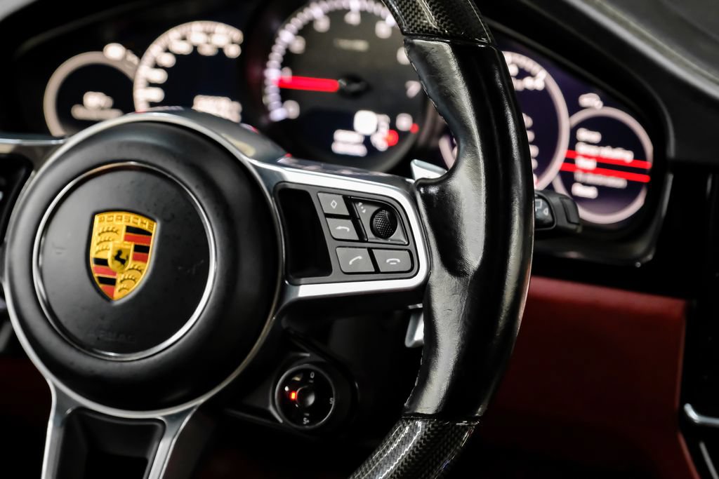 Used 2021 Porsche Cayenne GTS w/ Sport Chrono Package (8LH) AWD/4WD image 25