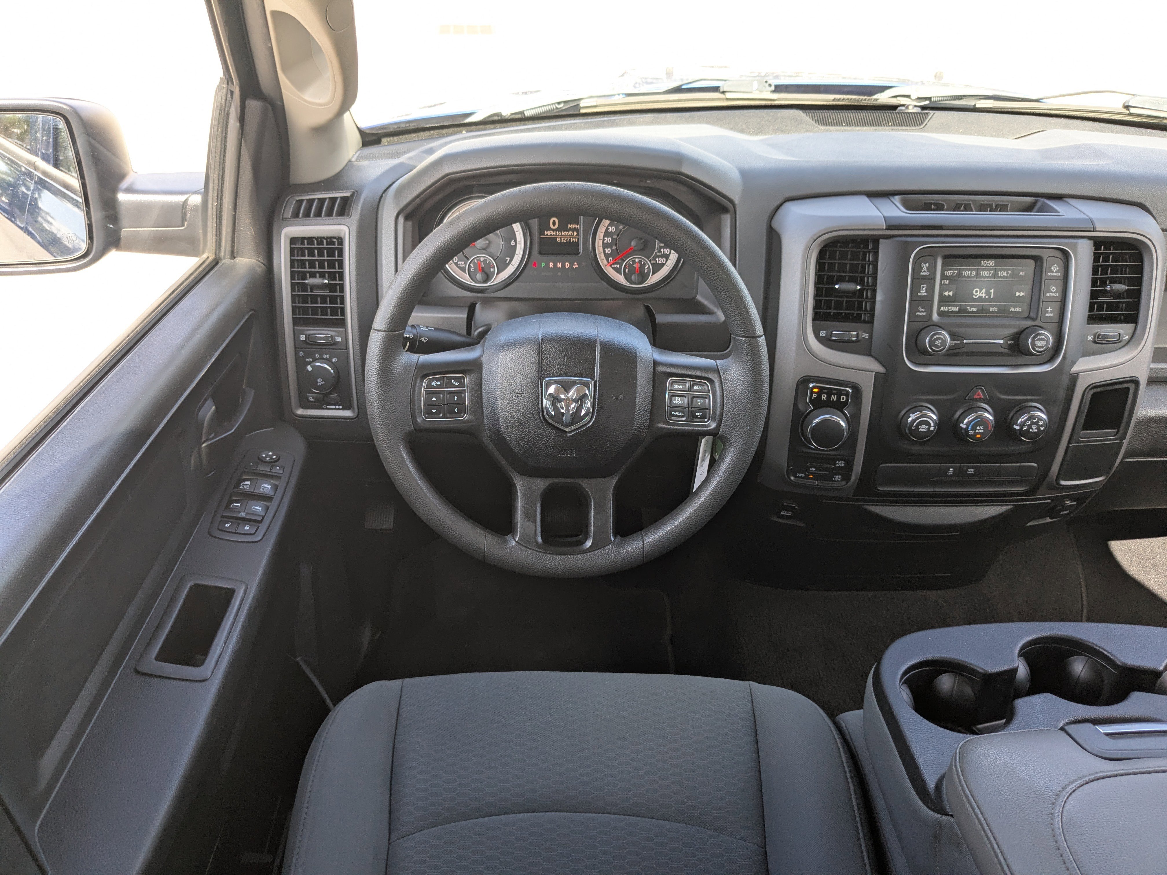 Used 2018 RAM 1500 Express image 19