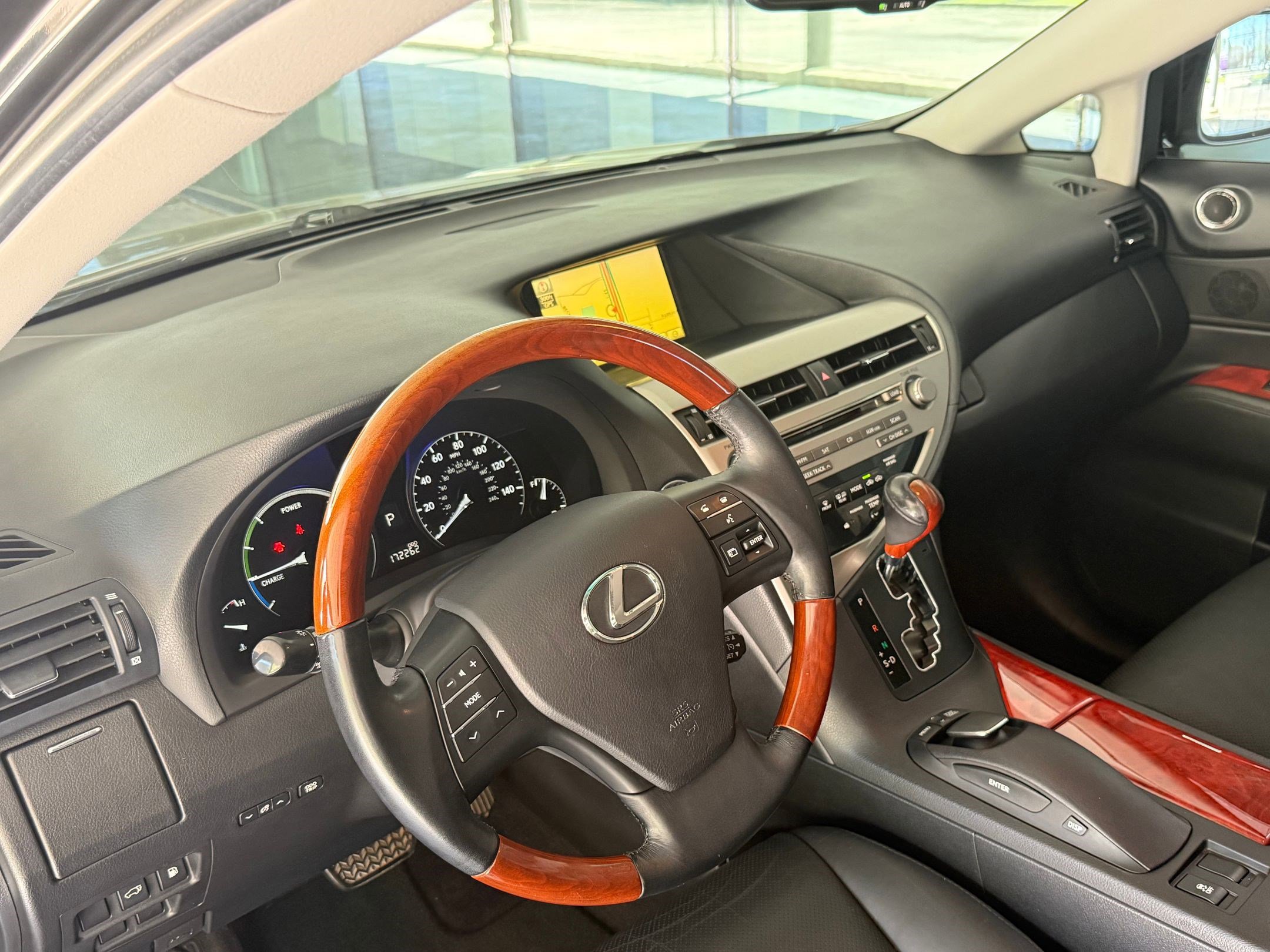 Used 2010 Lexus RX 450h 2WD image 4