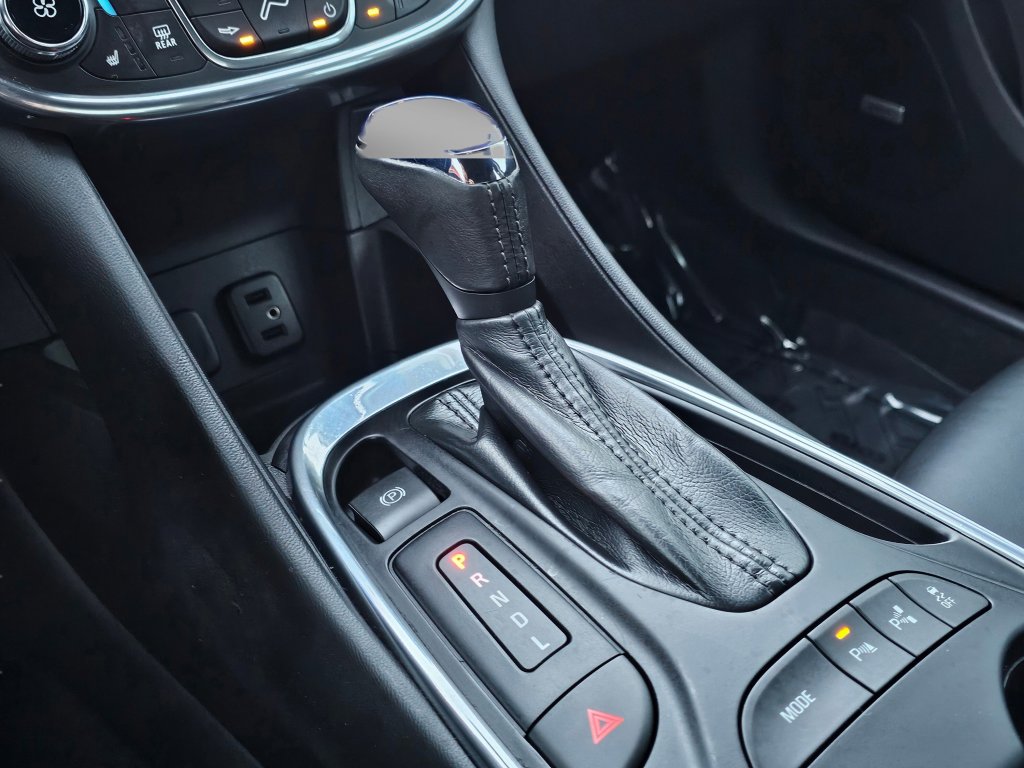 Used 2016 Chevrolet Volt Premier w/ Driver Confidence Package image 13