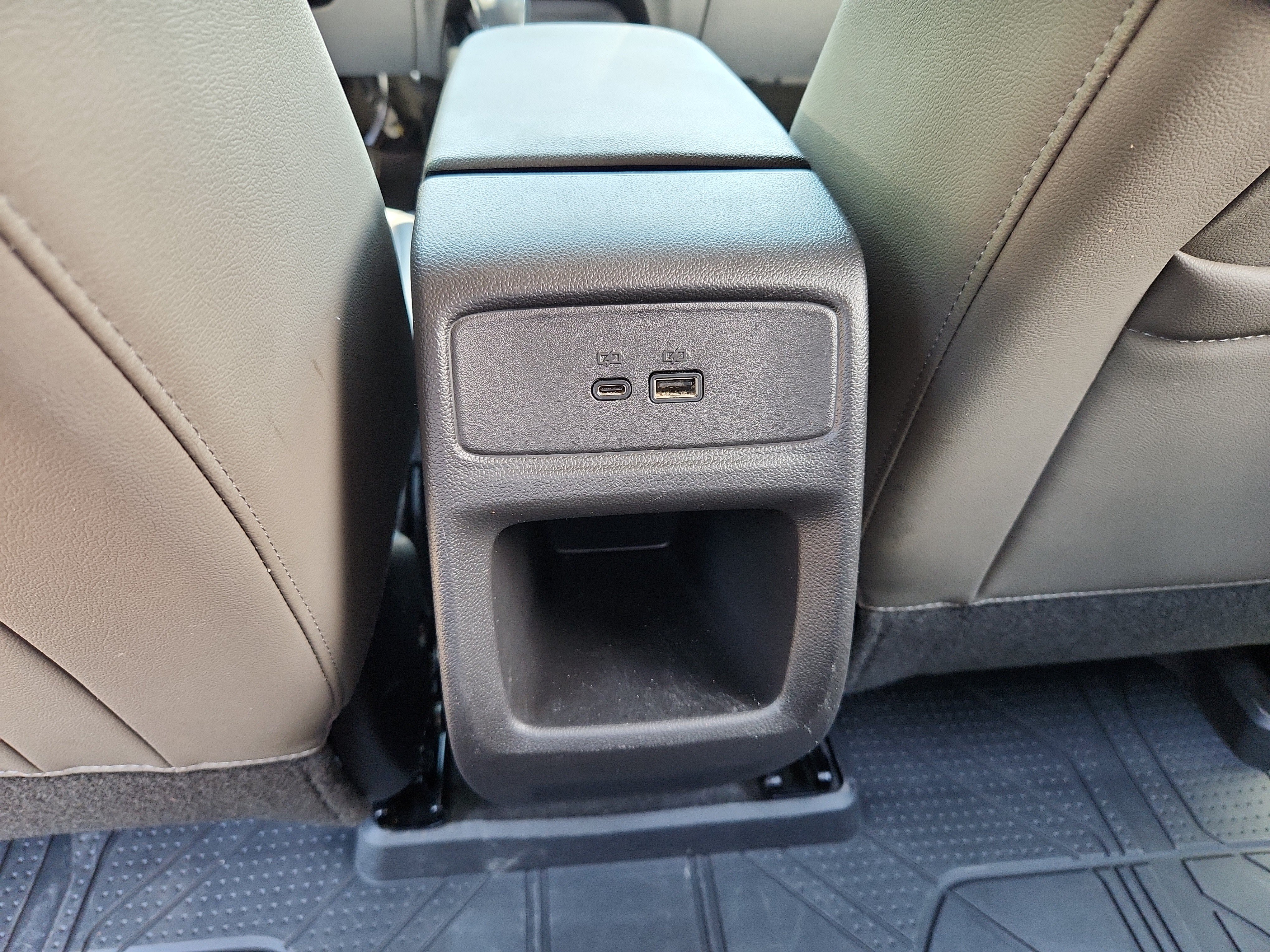 Used 2025 Chevrolet Trax ACTIV FWD image 24
