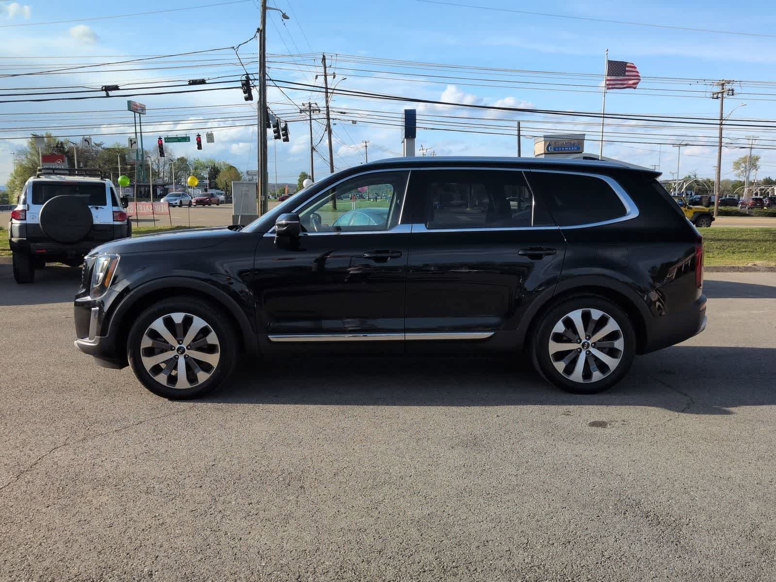 Used 2021 Kia Telluride EX w/ EX Premium Package image 5