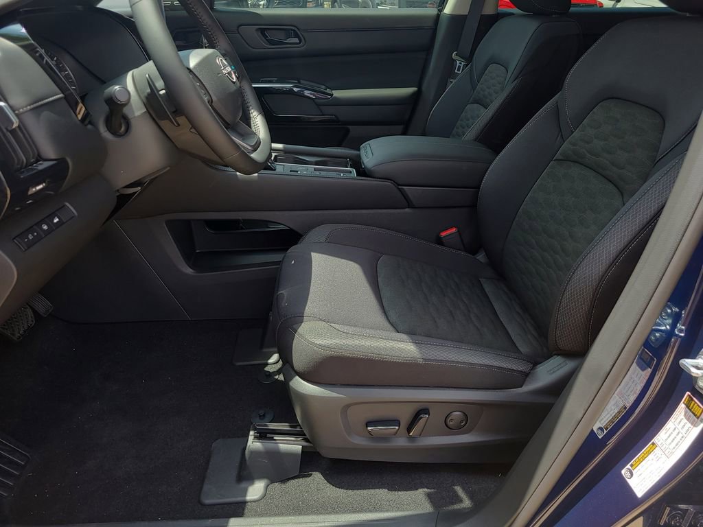 New 2026 Nissan Pathfinder SV FWD image 11