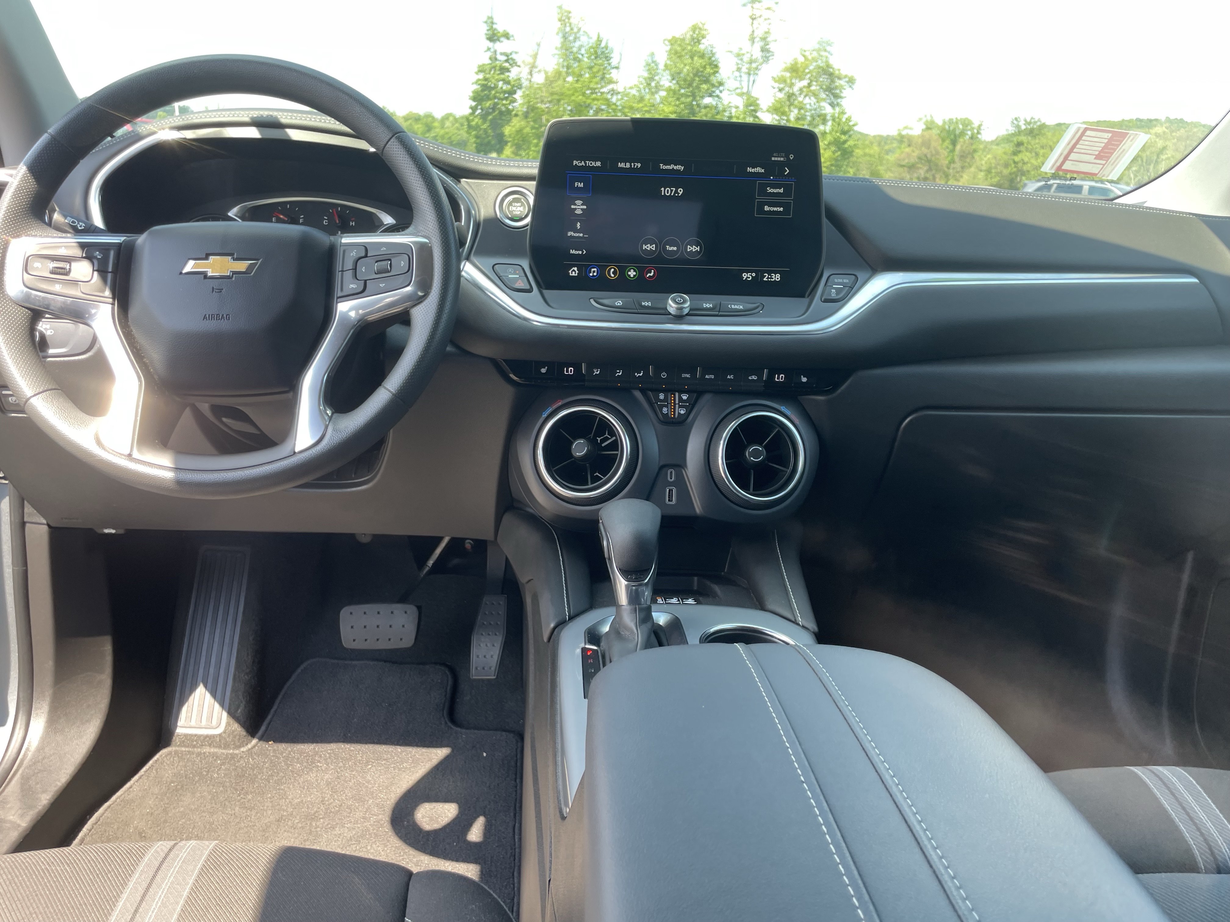 Used 2023 Chevrolet Blazer LT w/ Convenience Package AWD/4WD image 14