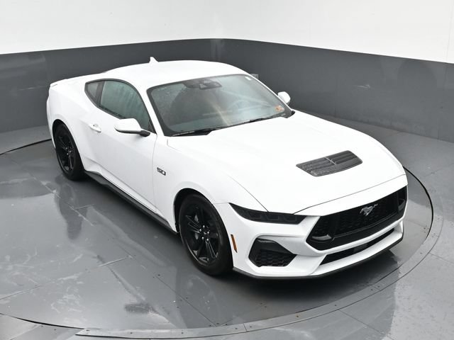 Used 2025 Ford Mustang GT RWD image 19