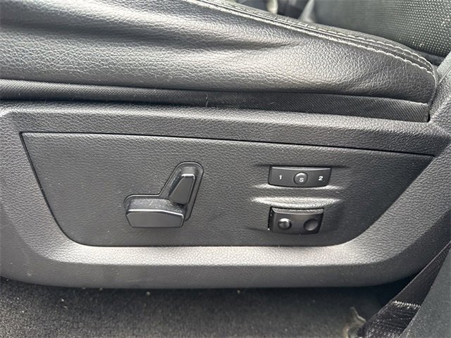 Used 2014 RAM 1500 Laramie image 10