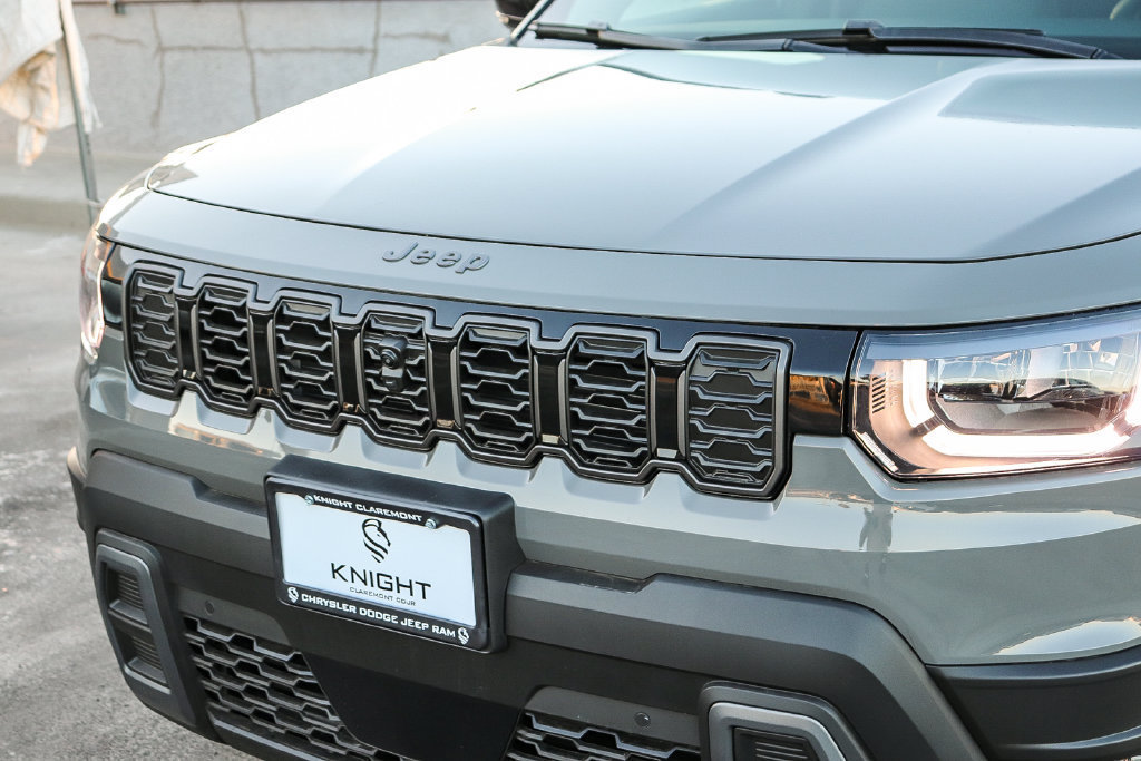 New 2026 Jeep Cherokee Overland AWD/4WD image 6