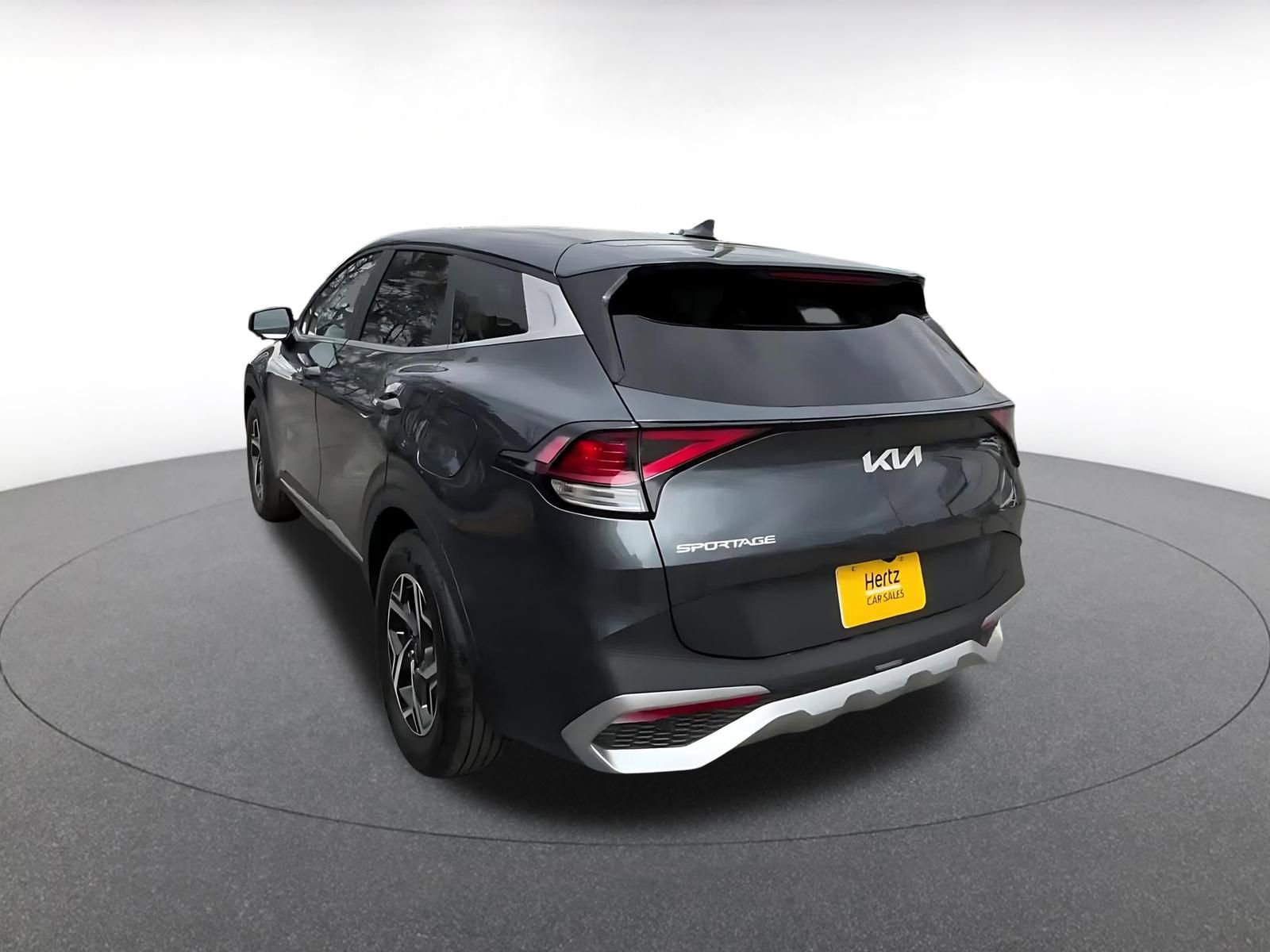 Used 2025 Kia Sportage LX image 11