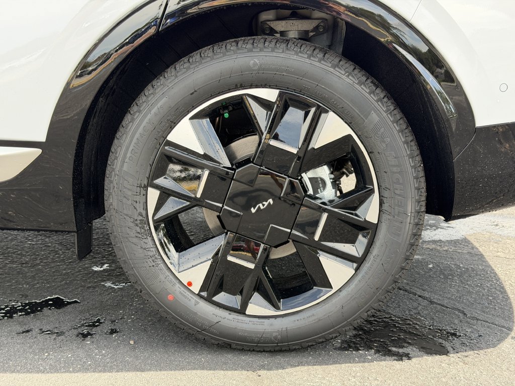 New 2027 Kia Sportage SX FWD image 12
