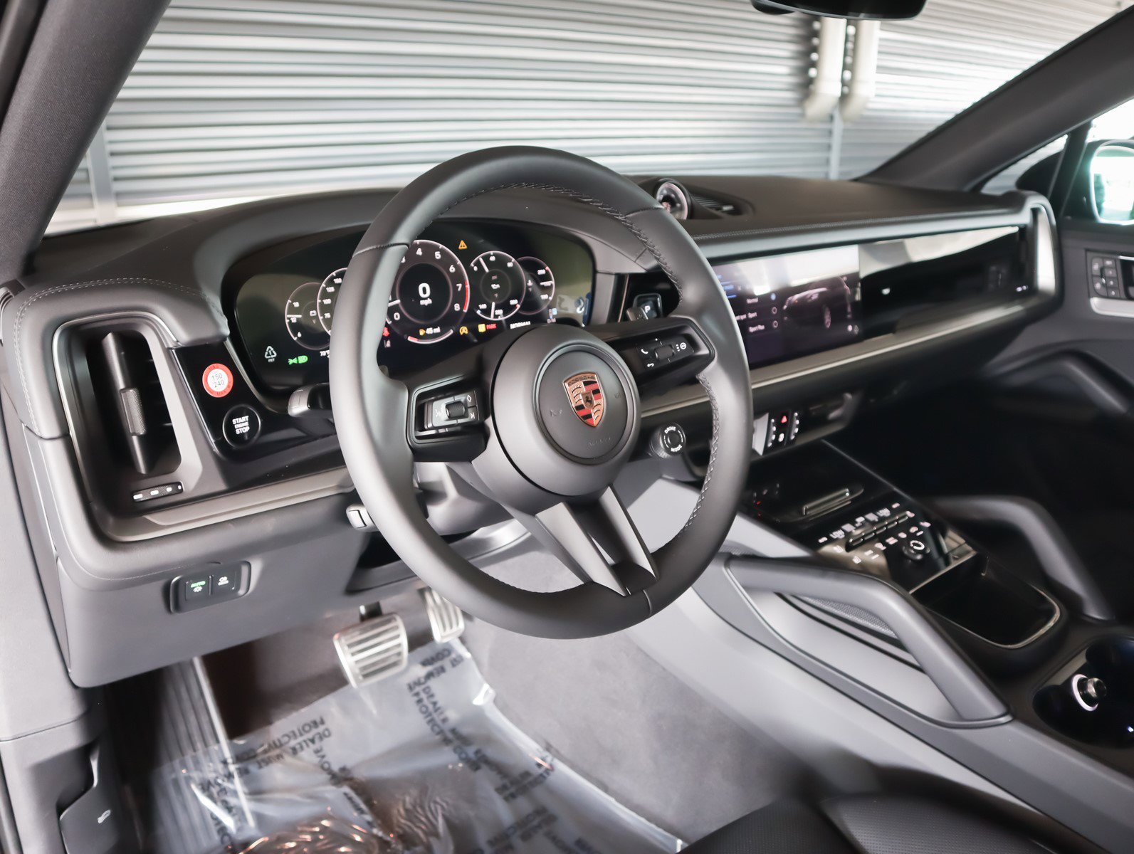 New 2026 Porsche Cayenne S image 4