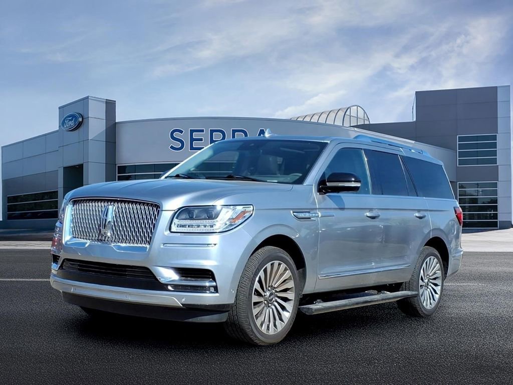 Used 2021 Lincoln Navigator Reserve w/ Luxury Package AWD/4WD image 1