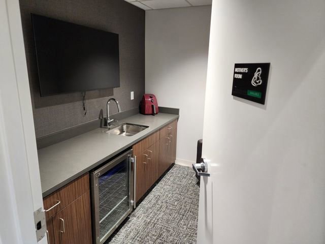 Used 2022 Toyota Tundra 1794 Edition image 15