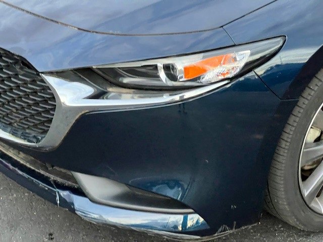 Used 2020 MAZDA MAZDA3 Sedan w/ Select Package image 11