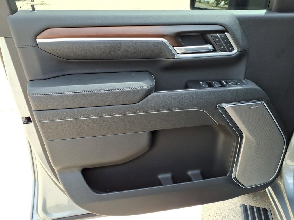 New 2026 GMC Sierra 2500 Denali w/ Denali Reserve Package image 15