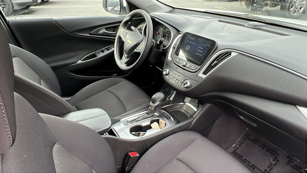 Used 2023 Chevrolet Malibu LT image 12