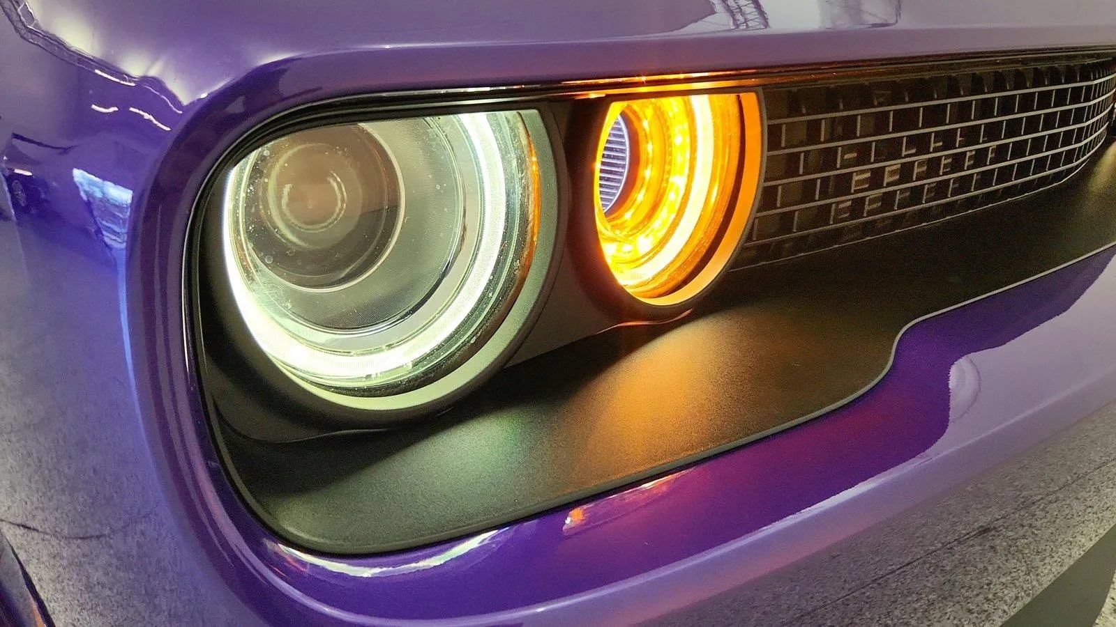 Used 2019 Dodge Challenger SRT Hellcat Redeye RWD image 30