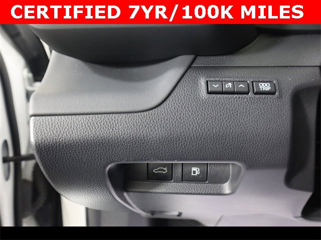 Used 2023 Toyota Crown XLE image 20