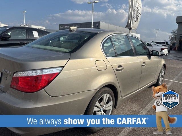 Used 2009 BMW 528i xDrive Sedan image 2