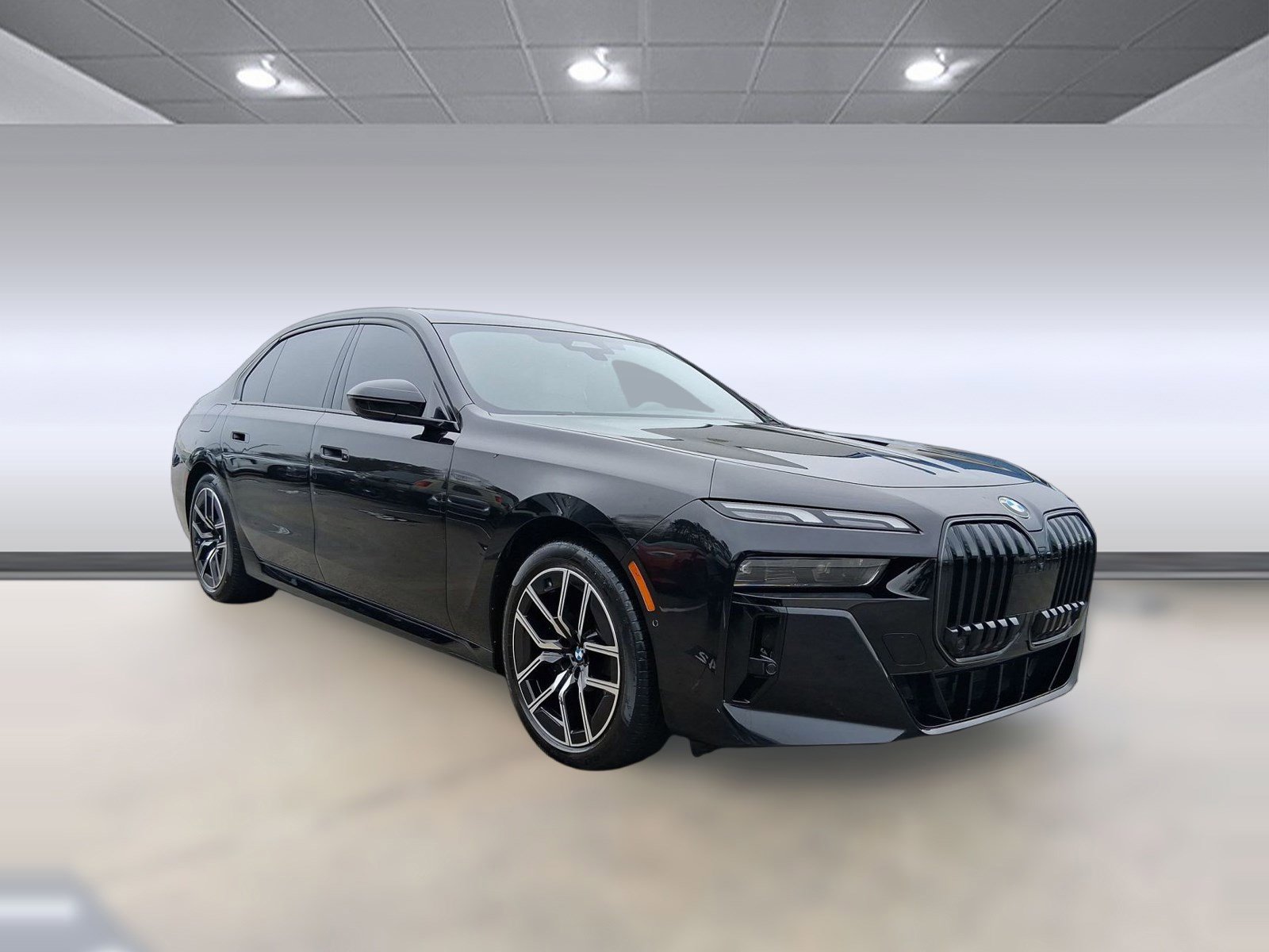 Certified 2024 BMW 760i xDrive w/ Premium Package 2 image 7