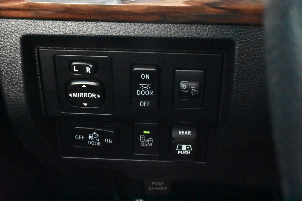 Used 2016 Toyota Tundra Limited image 13