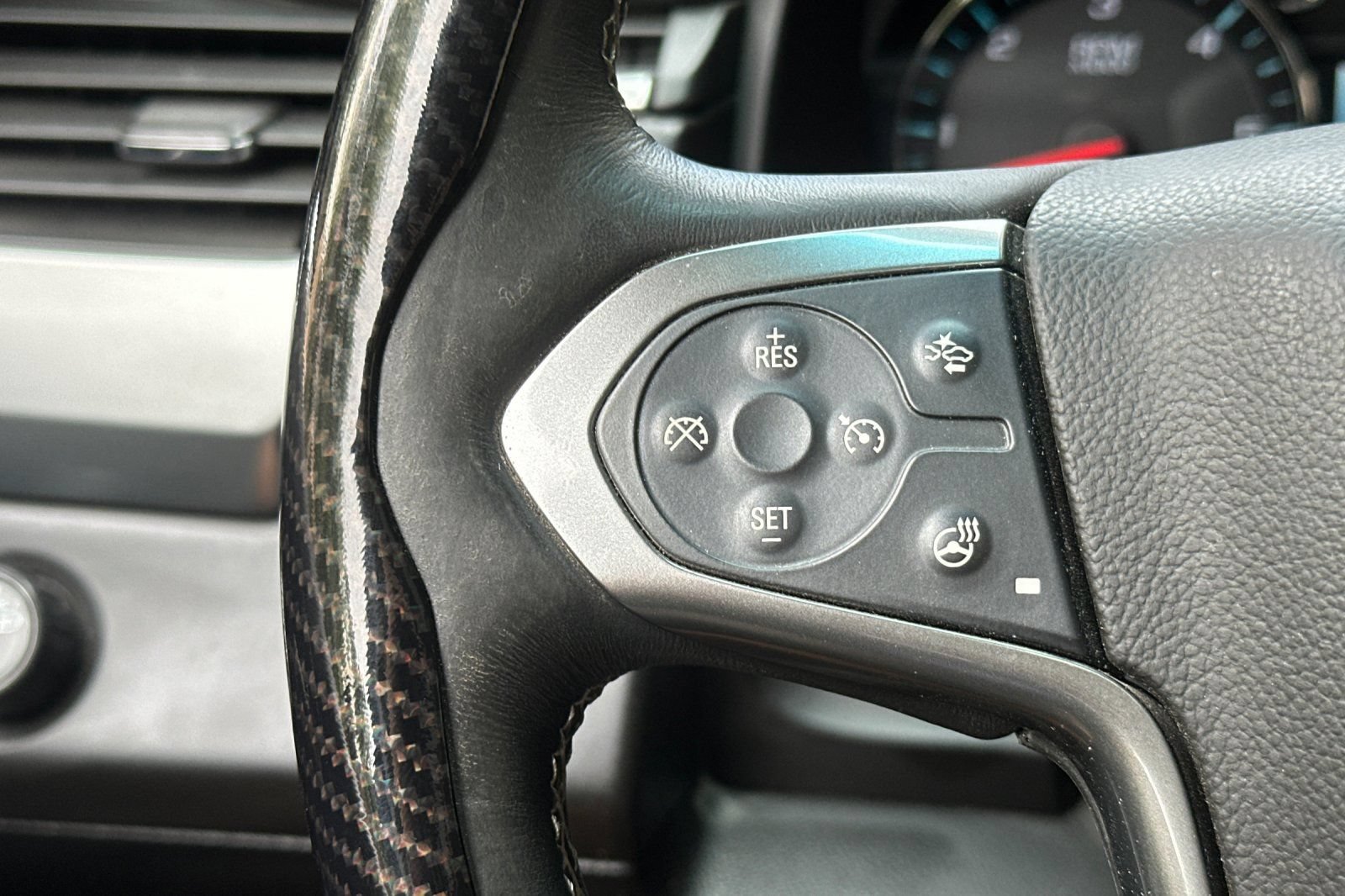 Used 2015 Chevrolet Tahoe LT RWD image 38