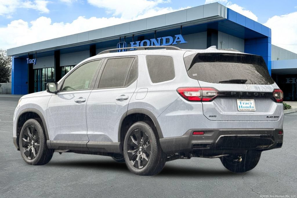 New 2026 Honda Pilot Black Edition image 10