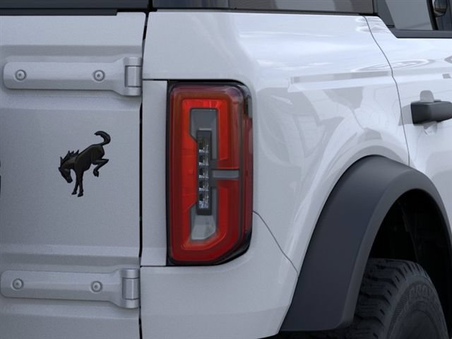 New 2026 Ford Bronco Outer Banks w/ Black Appearance Package AWD/4WD image 23