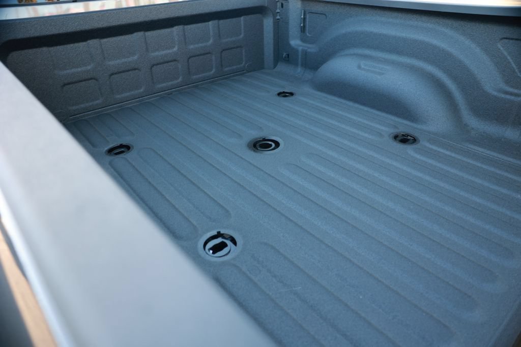 New 2026 RAM 3500 Laramie AWD/4WD image 34