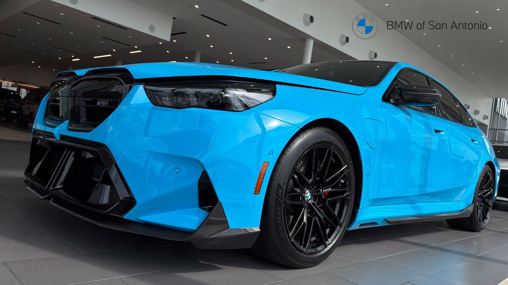 New 2027 BMW M5 w/ Carbon Package