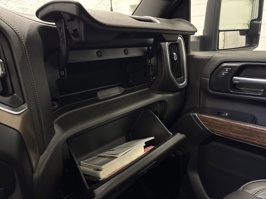 Used 2022 Chevrolet Silverado 3500 High Country w/ Z71 Off-Road Package AWD/4WD image 18