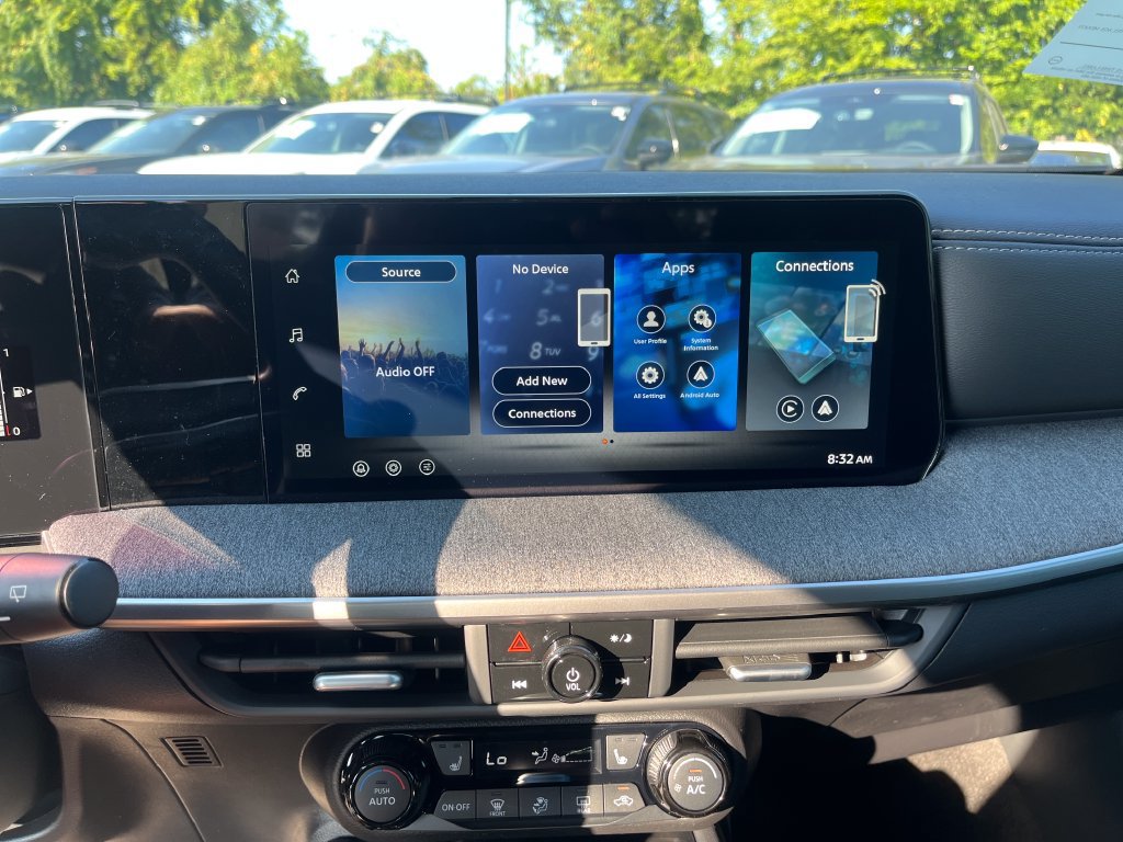 New 2027 Nissan Kicks SV w/ SV Premium Package AWD/4WD image 26