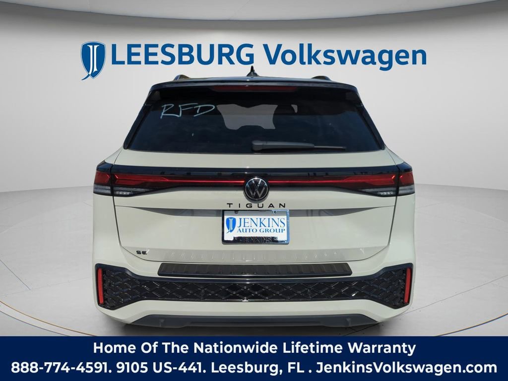 New 2026 Volkswagen Tiguan SE R-Line image 7