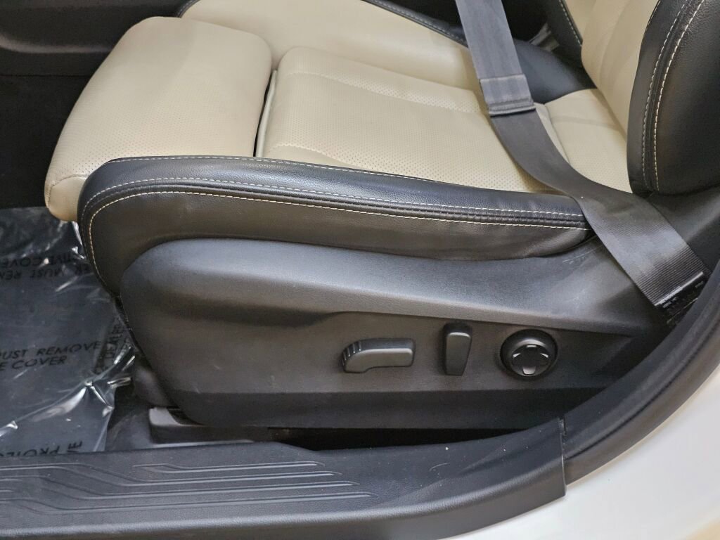 Used 2023 Subaru Outback Limited AWD/4WD image 24