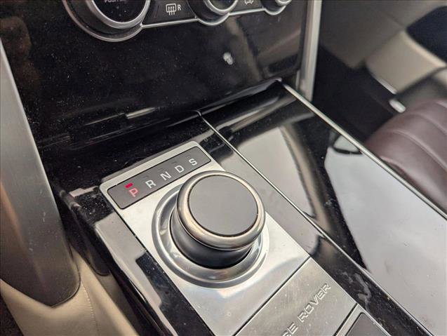 Used 2016 Land Rover Range Rover Autobiography image 10