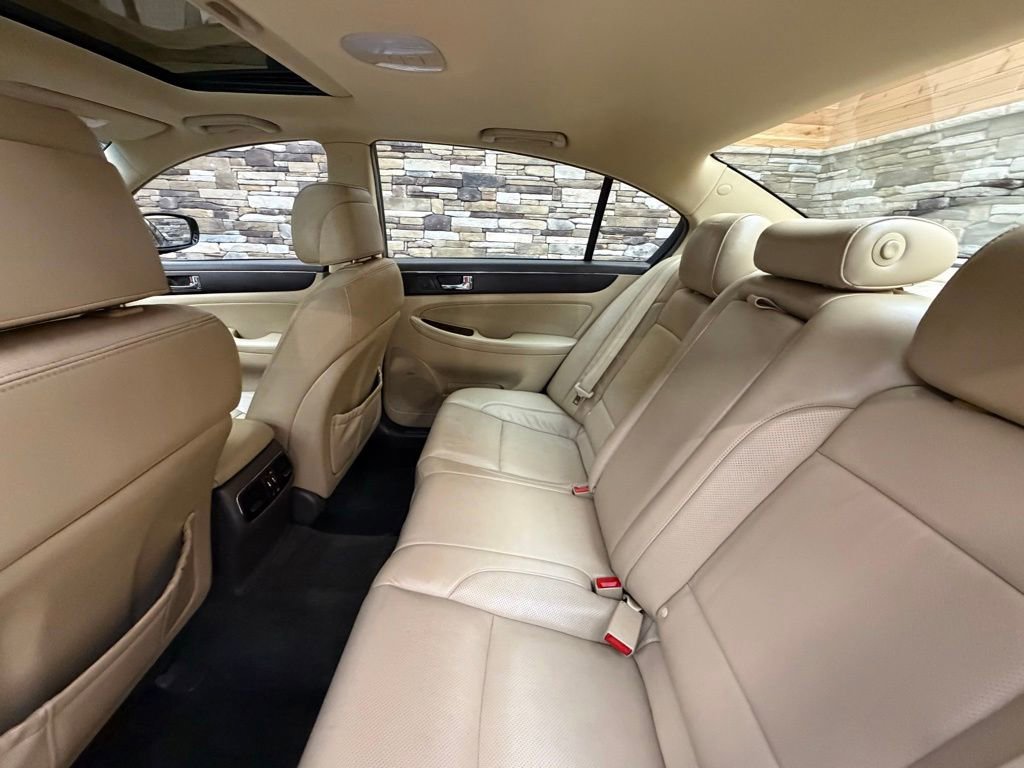 Used 2011 Hyundai Genesis 3.8 w/ Premium Navigation Pkg 3 RWD image 28