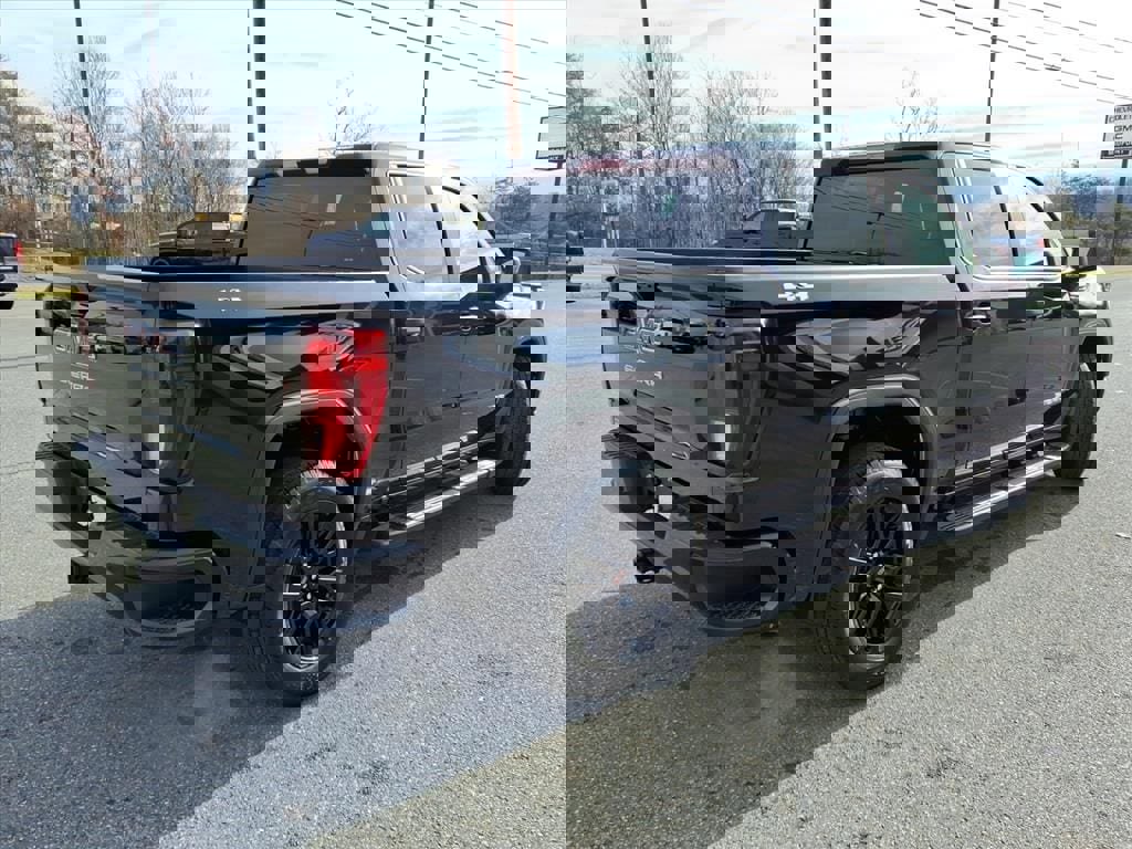 New 2026 GMC Sierra 1500 Pro w/ Graphite Edition image 4