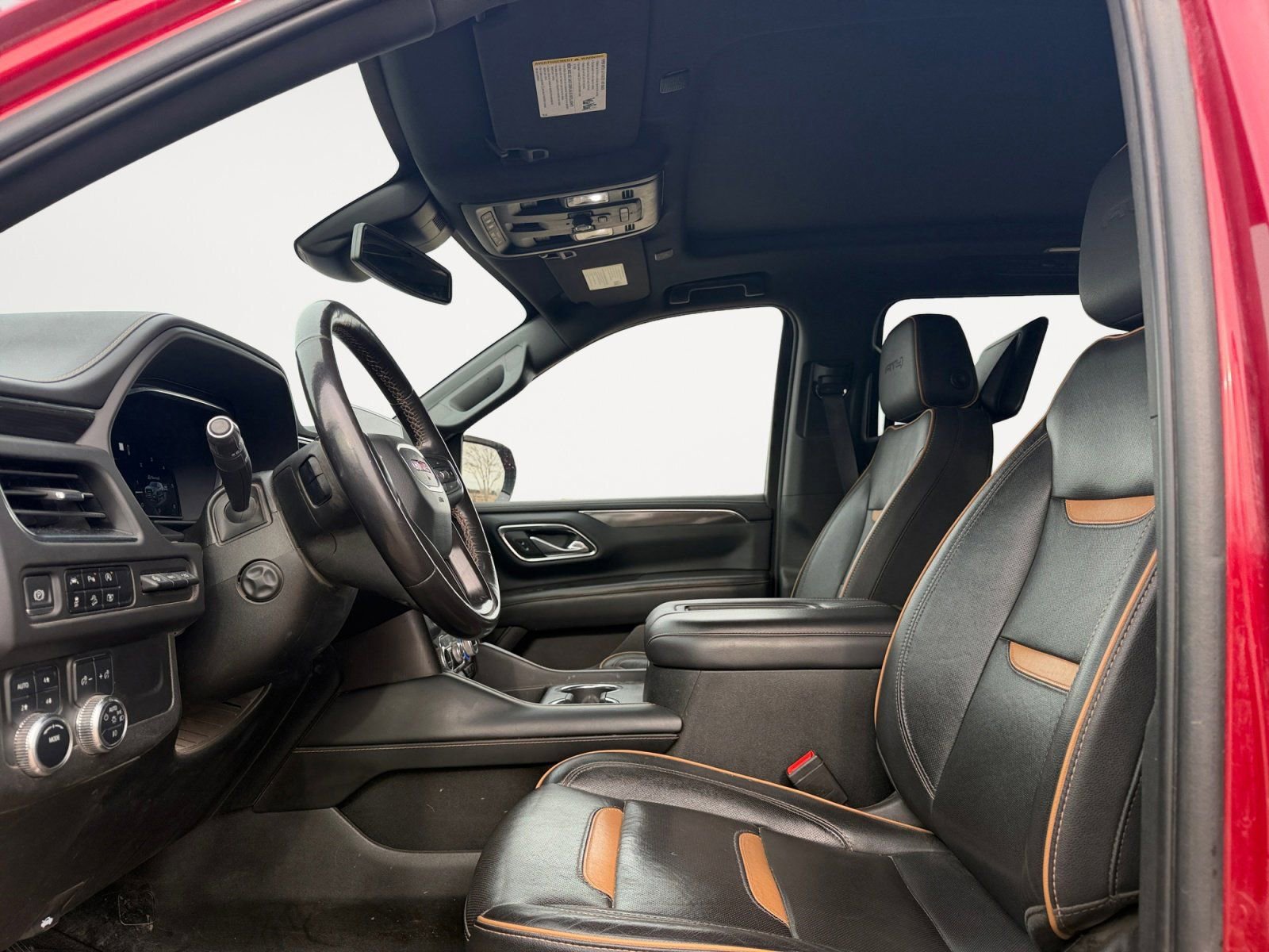 Used 2023 GMC Yukon XL AT4 w/ AT4 Premium Package image 9