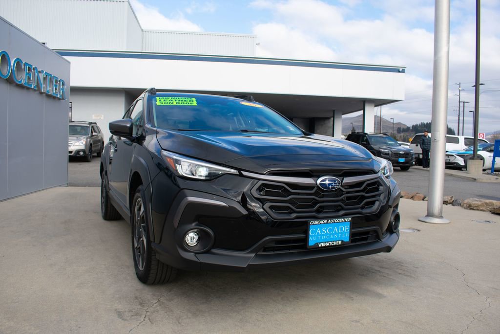 Certified 2025 Subaru Crosstrek 2.5i Limited w/ Crosstrek Mirror Package image 9