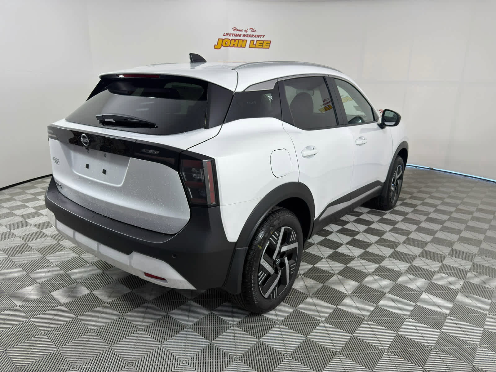New 2026 Nissan Kicks SV w/ SV Premium Package FWD image 6