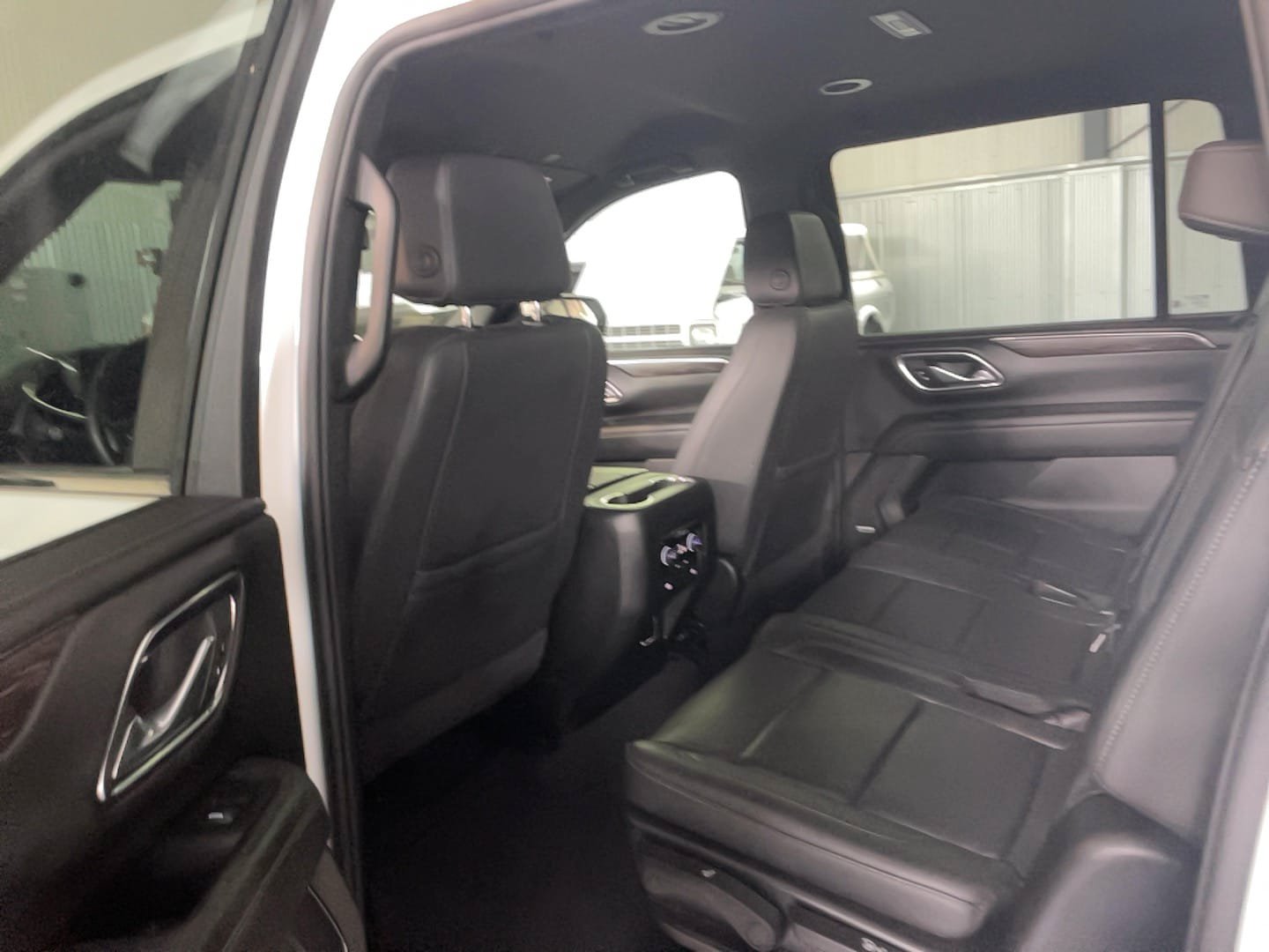 Used 2024 Chevrolet Suburban LT AWD/4WD image 18